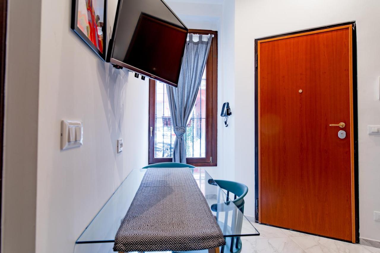 Cavour Central Apartment Turin Ngoại thất bức ảnh